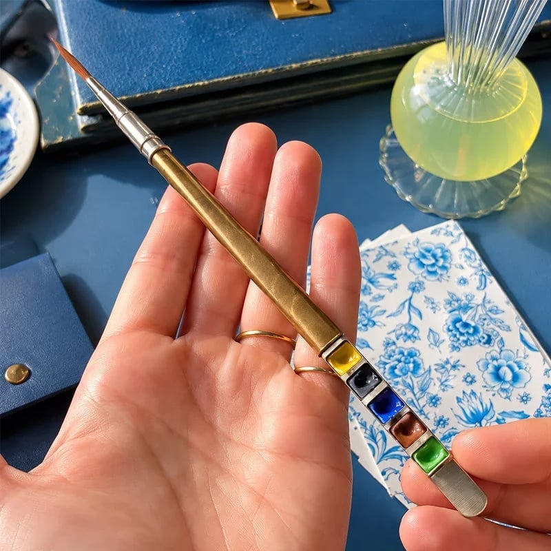 π Portable Paintbrush & Colors Set β A Little Gift Full of Creativity!