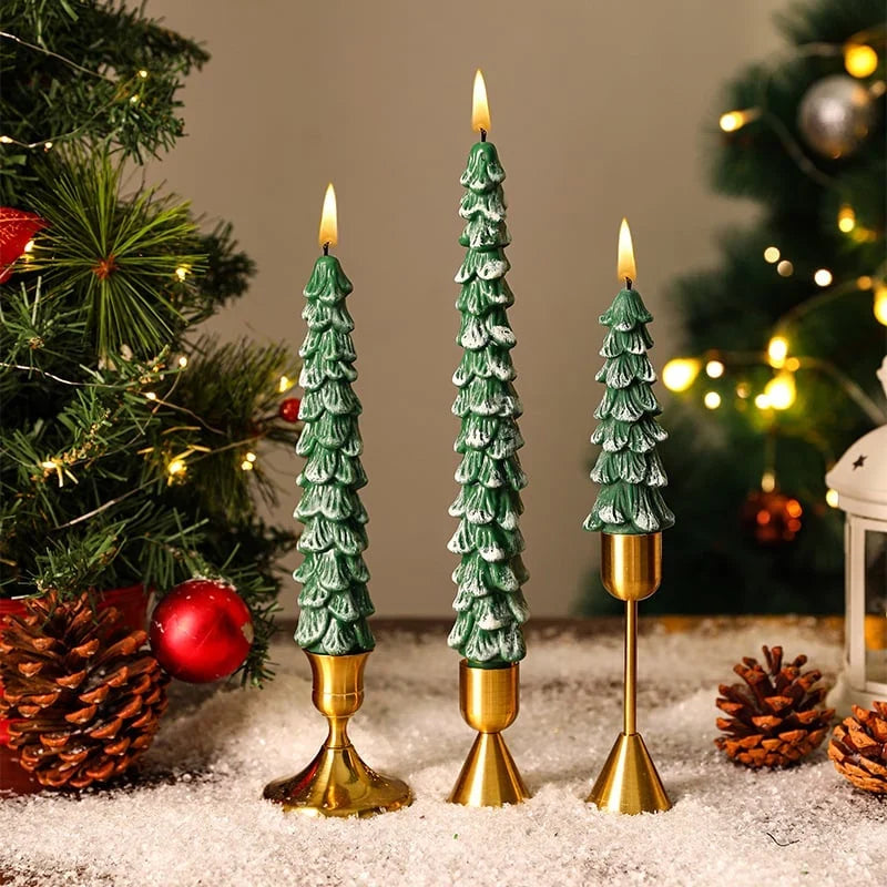 🎄 10-Inch Christmas Tree Candle – Add a Cozy Holiday Glow to Your Home! 🕯️🛒(Candlesticks not included)