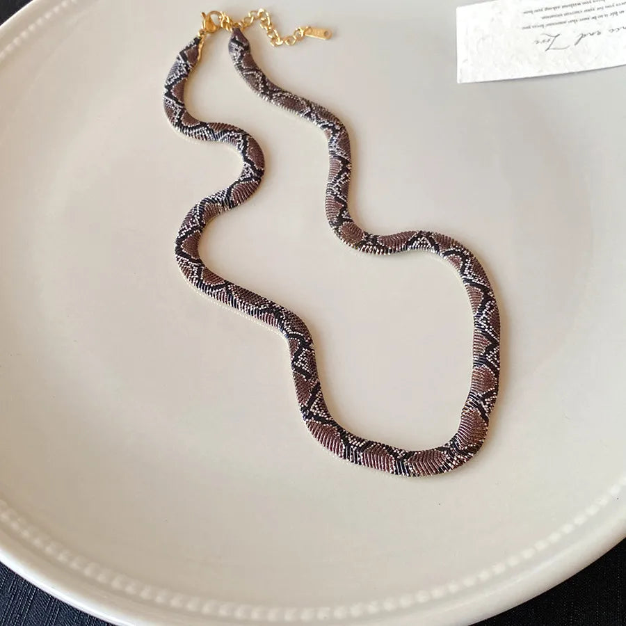 Snake-Inspired Necklace – Bold Statement Jewelry for Men & Women