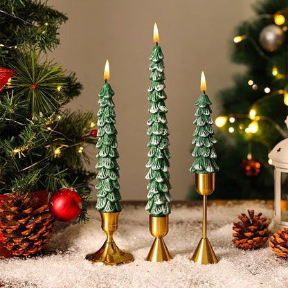 🎄 10-Inch Christmas Tree Candle – Add a Cozy Holiday Glow to Your Home! 🕯️🛒（Candlesticks not included）