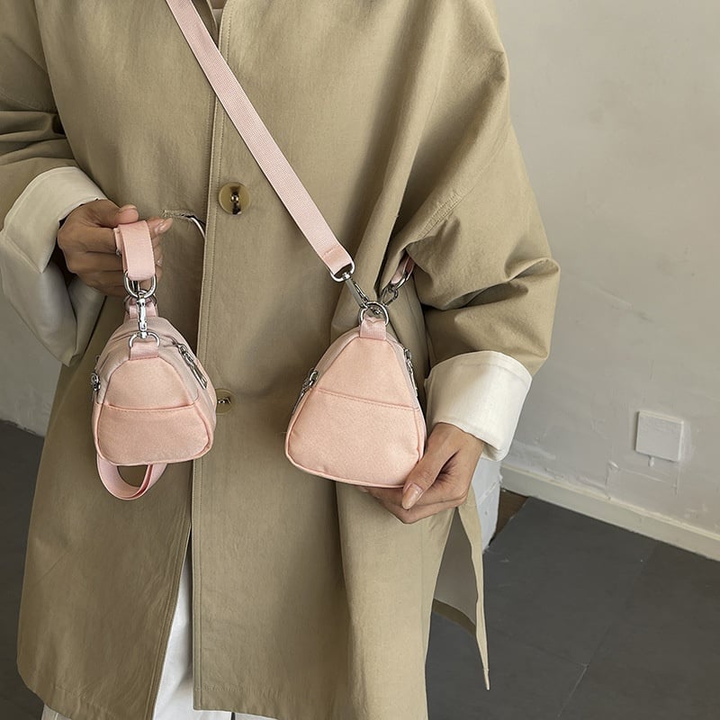 Triangular expansion bag telescopic bag