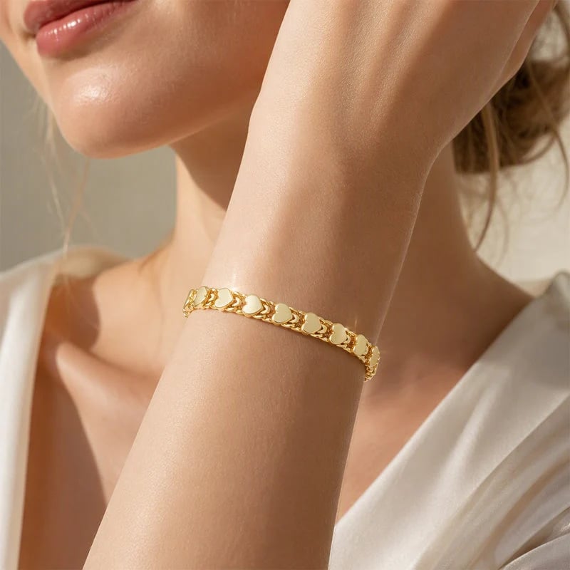 💛49% OFF! ✨Women’s Elegant Heart Link Bracelet – Delicate Charm, Timeless Design & Comfortable Fit 💝