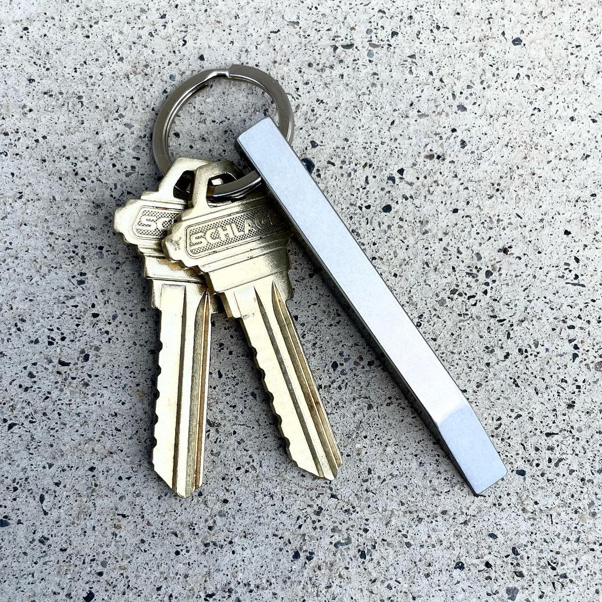 The Mighty Bar® The Multitool Pry Bar That Goes on Your Keychain